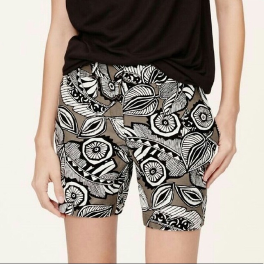 LOFT The Riviera Short Tropic Print 6” Inseam - 8